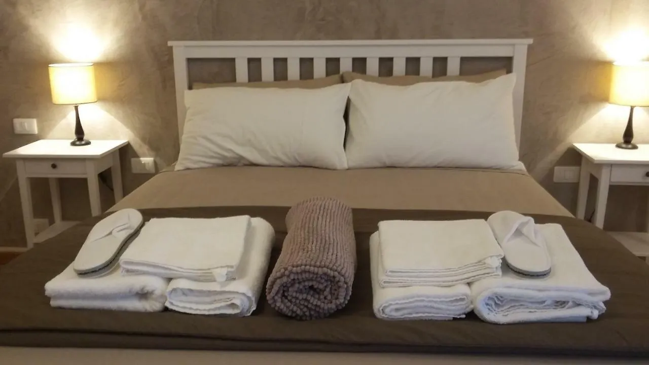 Bed and Breakfast Residenza Leon Castelnuovo del Garda 0*,